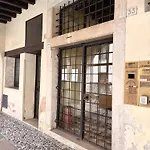 Appartamento Portico 33 *