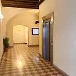 Portico 33