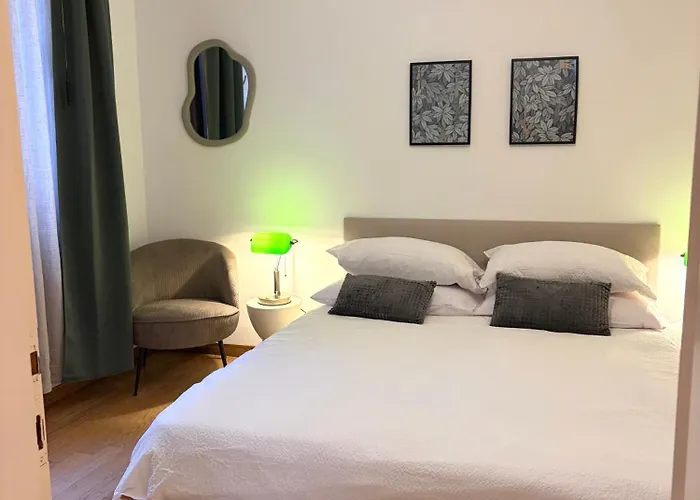 Appartement Portico 33 *